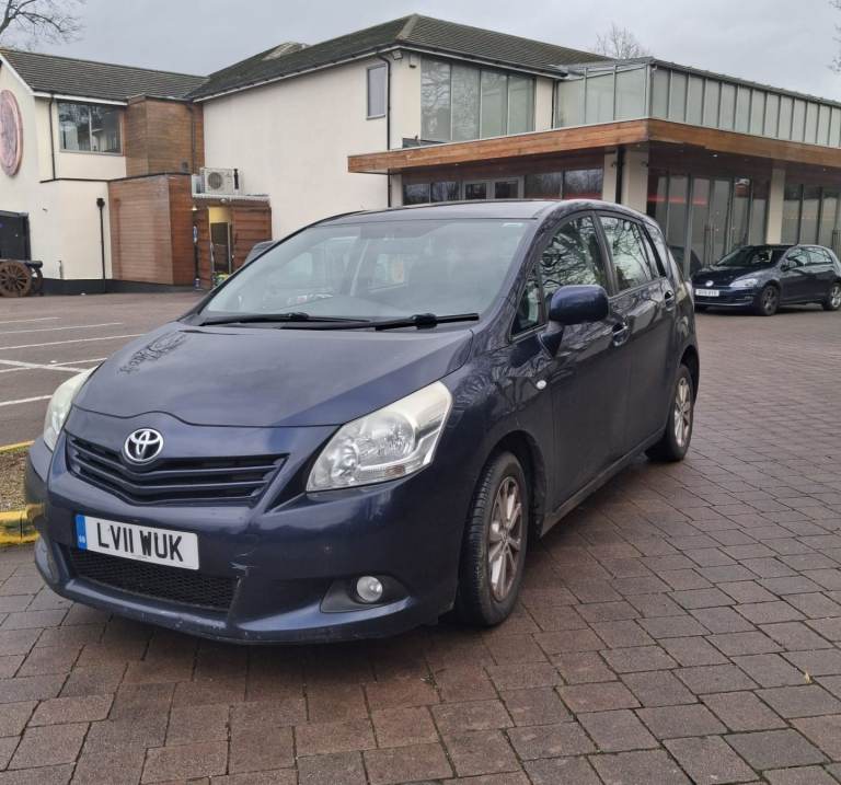 Toyota verso automatic 2011 1.8 petrol 