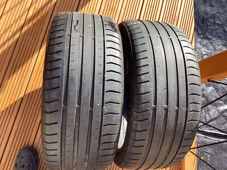 Tyres  225 /40R18 triangle Effex sport tyres