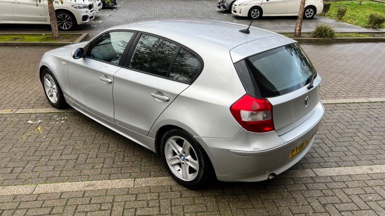 BMW, 1 SERIES, Hatchback, 2006, Semi-Auto, 1995 (cc), 5 doors