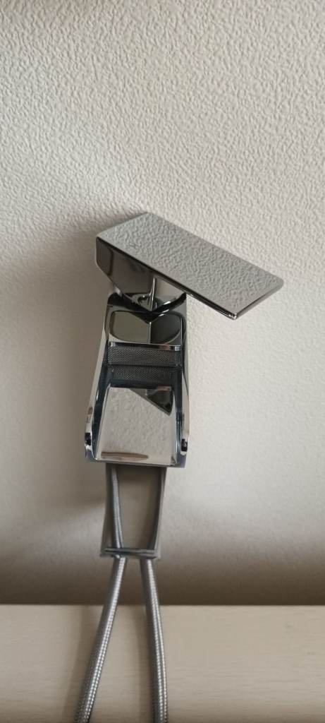 Waterfall bathroom mixer tap