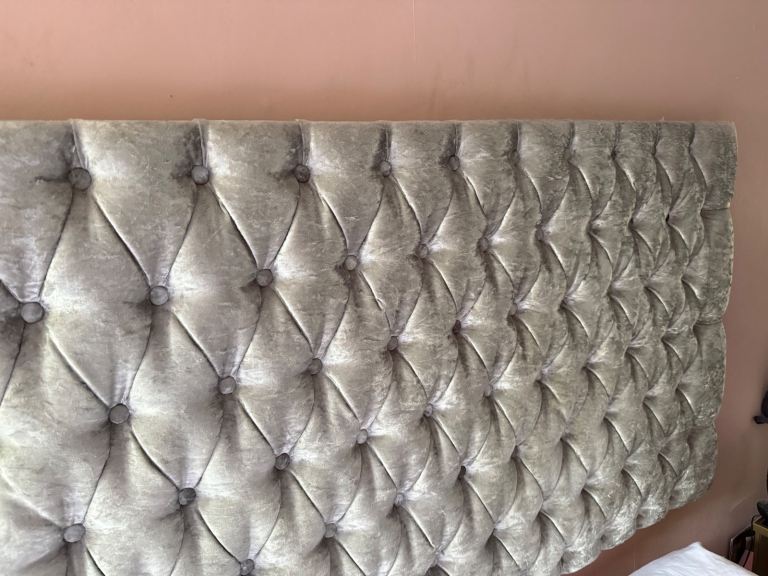 Headboard! Velvet! 