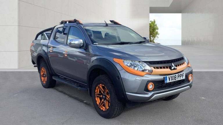 2018 Mitsubishi L200 Double Cab DI-D 181 Barbarian SVP II 4WD Auto PICK UP DIESEL Automatic
