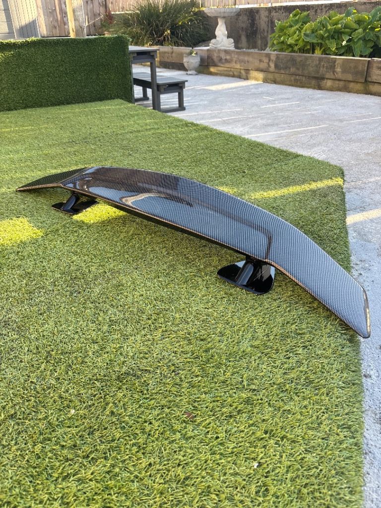 Carbon Fibre Style Rear Spoiler / Wing – Universal Fit (Brand New)