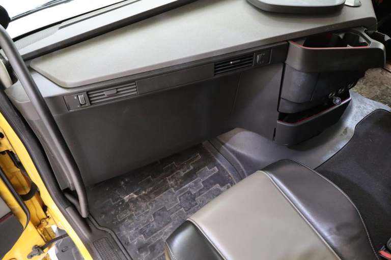 2019 (69 PLATE) Volvo FH460 6x2 Euro 6 Tractor Units