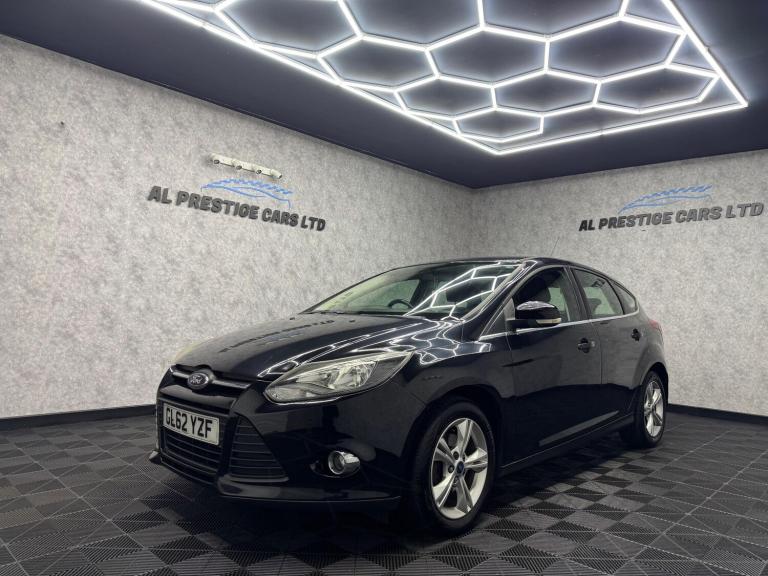 2013 Ford Focus 1.6 Zetec 5dr HATCHBACK PETROL Manual