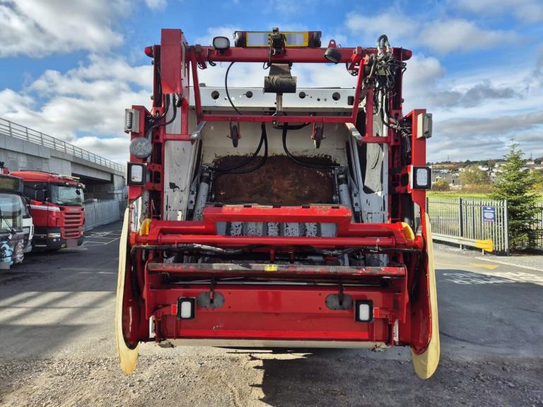 2016 Dennis Elite 6X2 AUTO 26TON MID STEER OLYMPUS BODY REFUSE C/W BIN LIFT (EURO 6) NA Diesel Au...