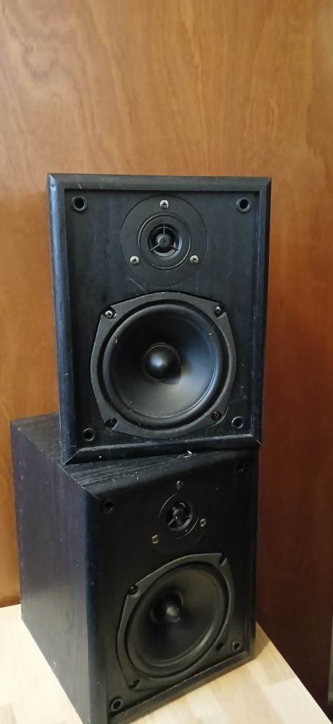Suzo happ sas-4 90w speakers 