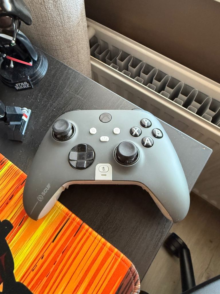 Xbox scuf instinct pro controller 