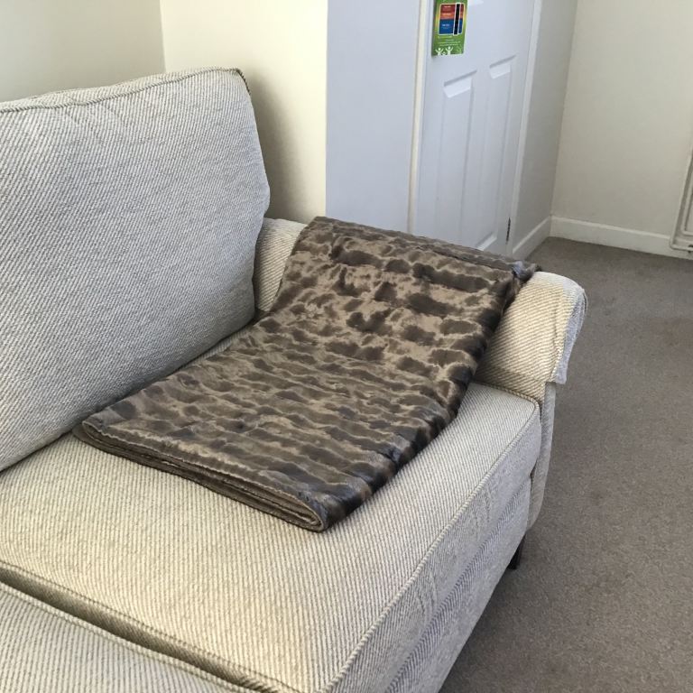 Throw Sofa/Bed