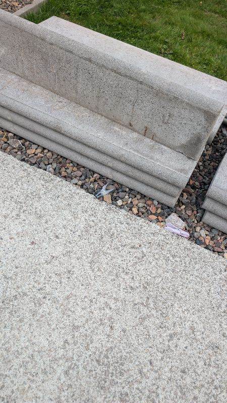 23 Brand New Garden Edgers 8x2 – Stone Grey