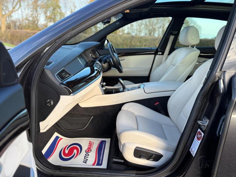 2014 BMW 5 Series 530d M Sport 5dr Step Auto HATCHBACK DIESEL Automatic