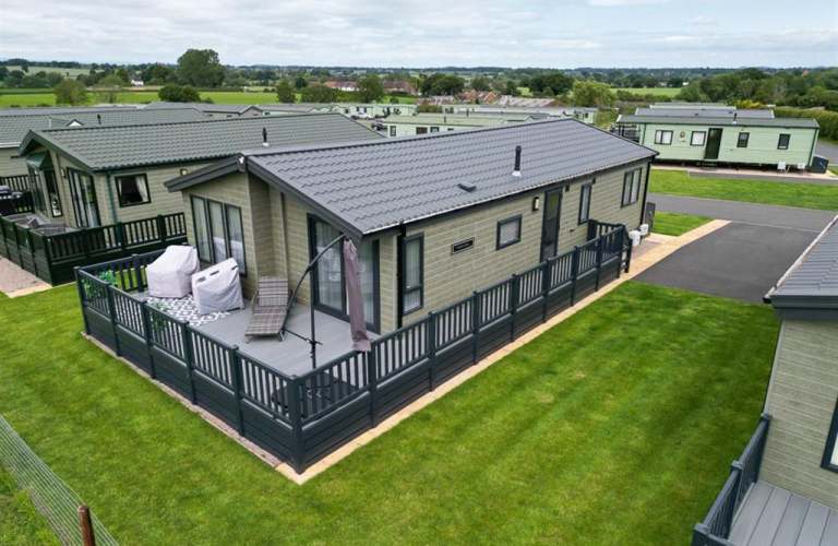 Willerby Pinehurst - Luxury 40x20 | 3 King Beds