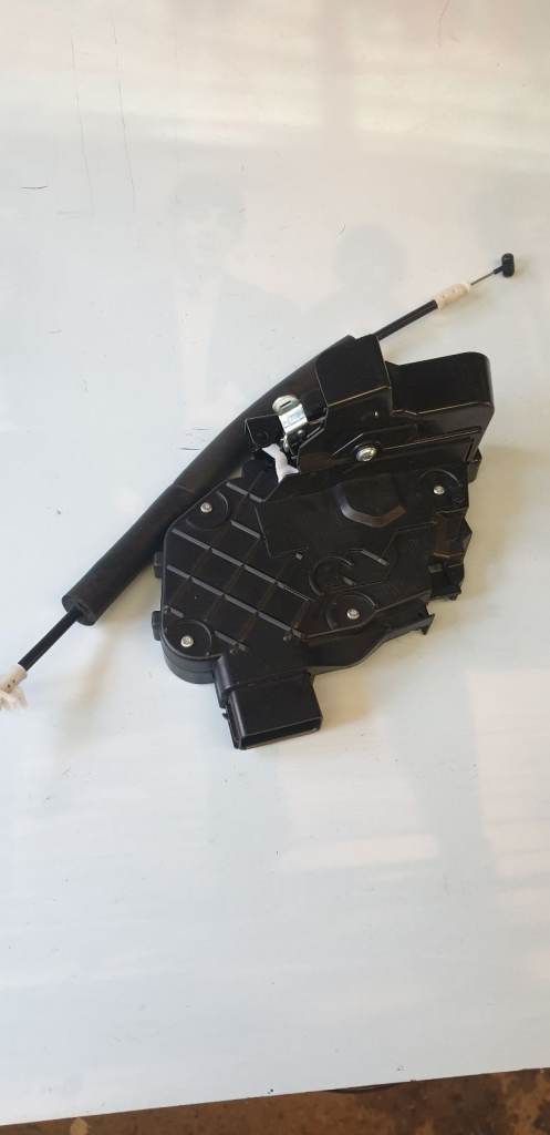 New Jaguar O/S Rear Door Lock Actuator