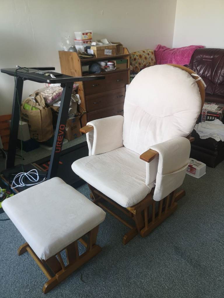 NURSING ROCKING CHAIR WITH STOOL