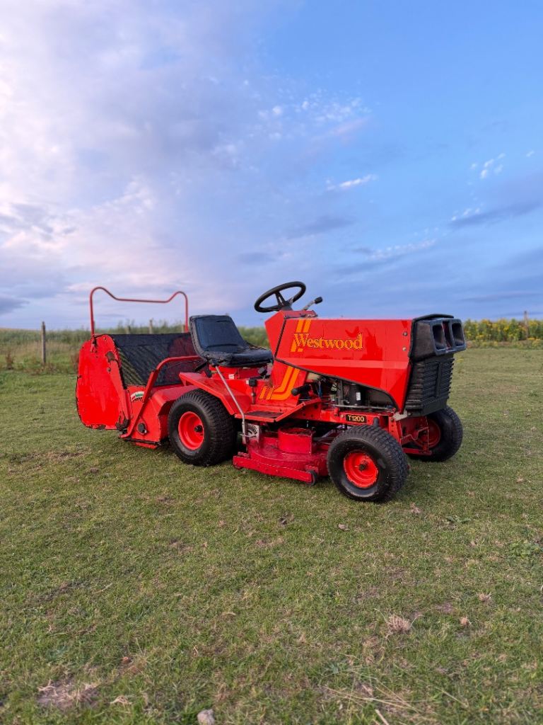 Westwood t1200 ride on mower garden tractor lawnmower mtd john deere countax stiga 