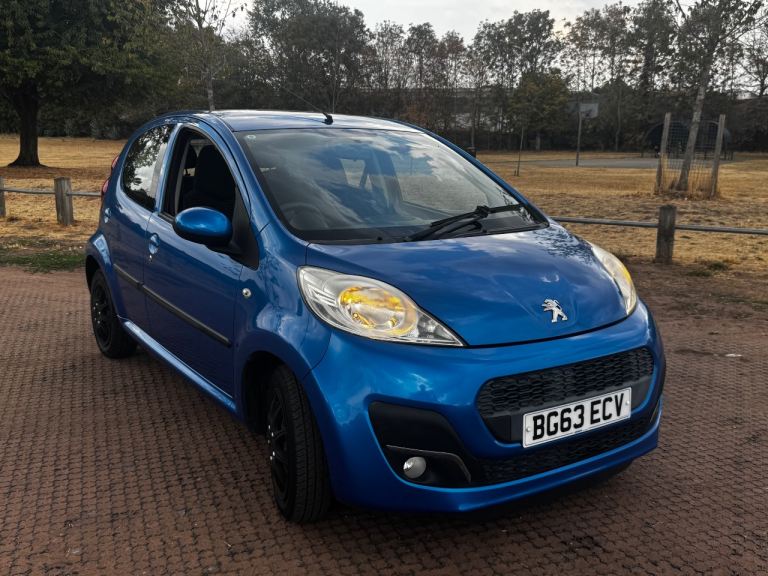 Peugeot, 107, Hatchback, 2013, Manual, 998 (cc), 5 doors