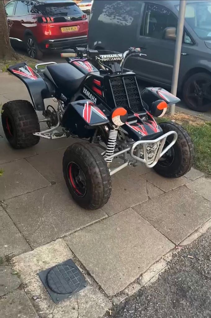 Yamaha Banshee YFZ 350 2009 2-Stroke Twin ATV Quad Road Legal Fast Road Legal