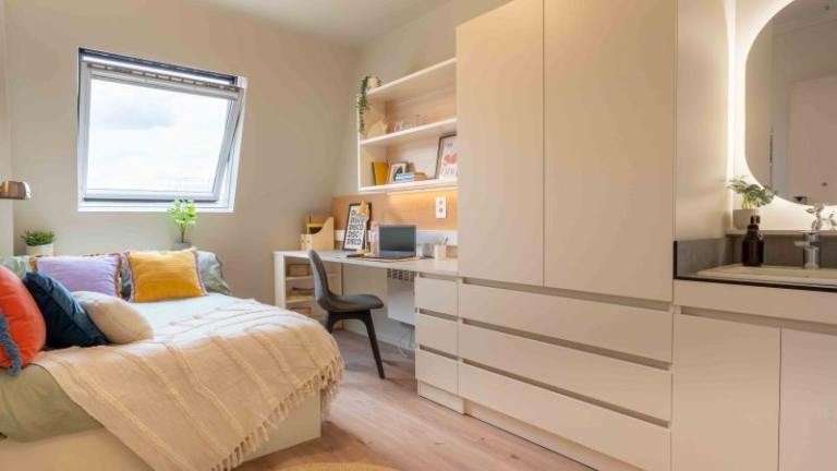 Room for rent - IQ Arcade student accommodation 