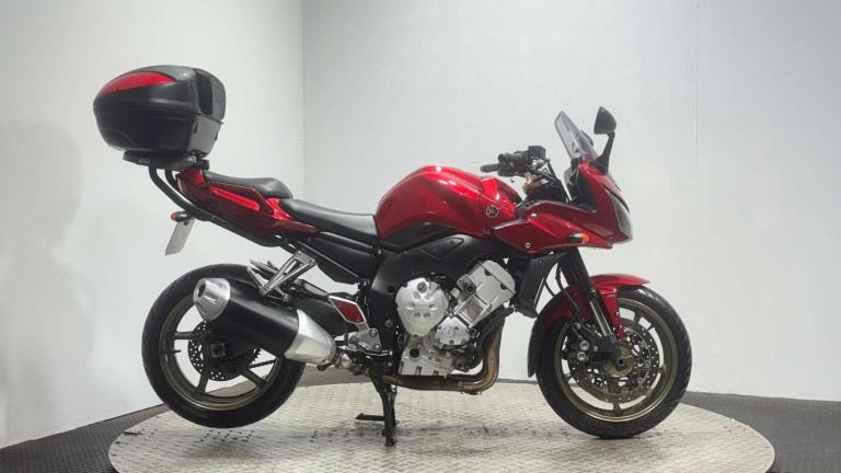 Yamaha FZ1 FAZER [Phone number removed]K VERY CLEAN EXAMPLE FAIRED SPORTS TOURER 1000CC