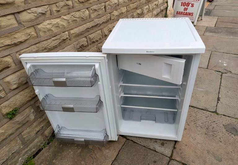 Blomberg Undercounter Fridge With Small Freezer Compartment