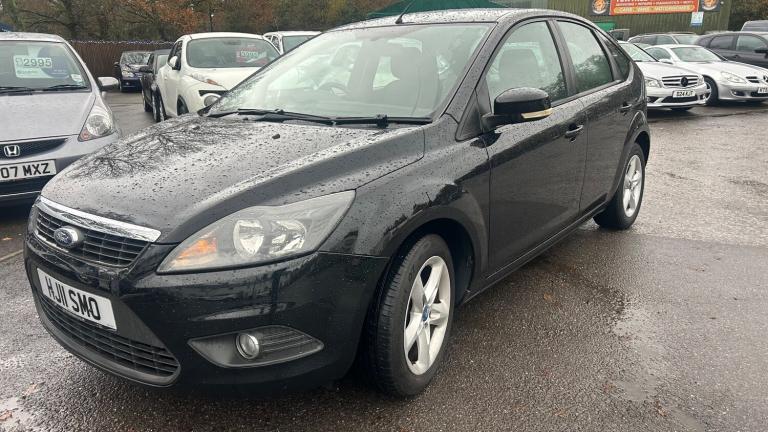 image for 2011 Ford Focus 1.8 Zetec Hatchback 5dr Petrol Manual (169 g/km  123 bhp)