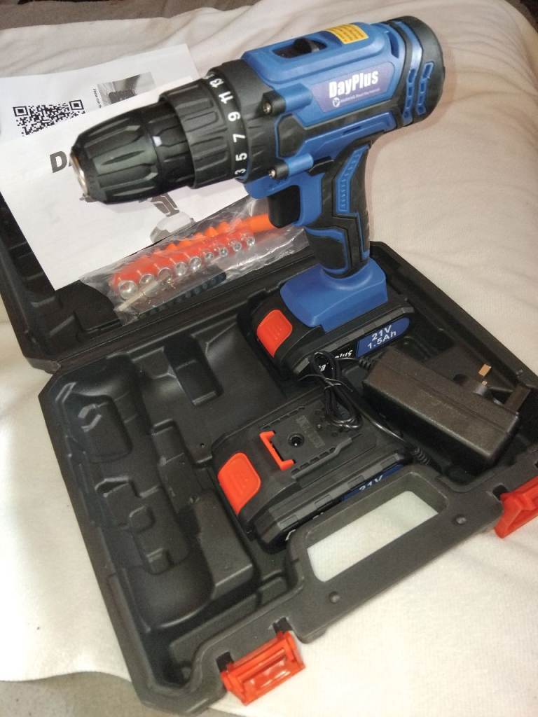 Cordless drill & screwdriver set