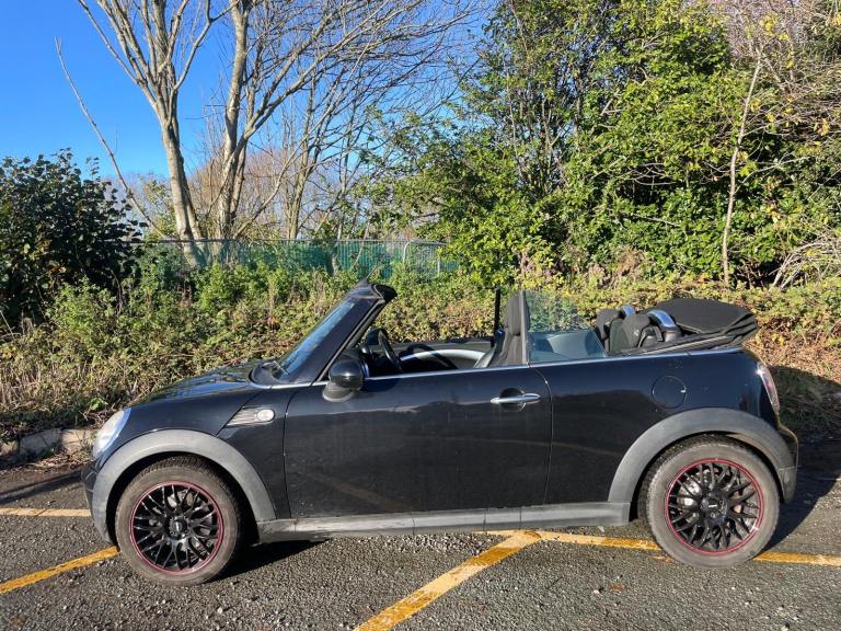 MINI COOPER 1.6 CONVERTIBLE 59 REG BLACK 2 DOOR MOT DECEMBER 21ST 2026 SERVICE HISTORY 48+MPG