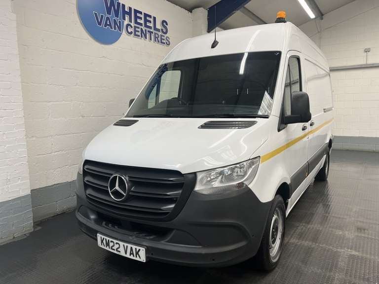 2022 Mercedes-Benz Sprinter 3.5t H2 Progressive Van PANEL VAN DIESEL Manual