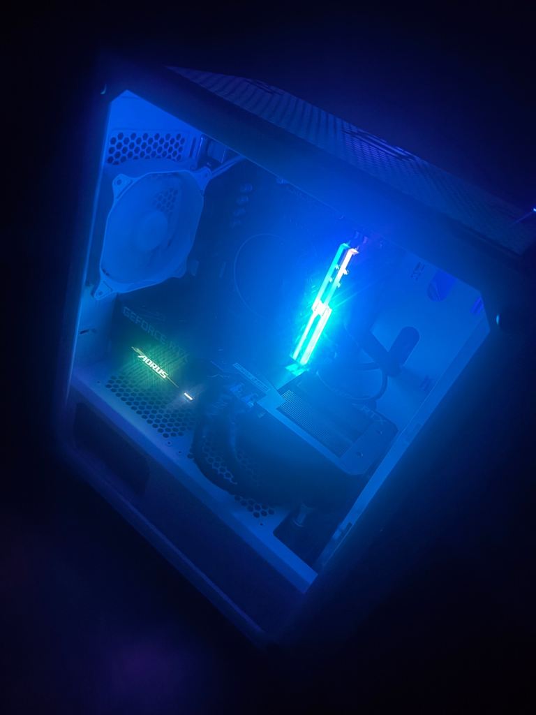 WHITE GAMING PC, £800.00 for Sale in Dungannon, County Tyrone | Gumtree