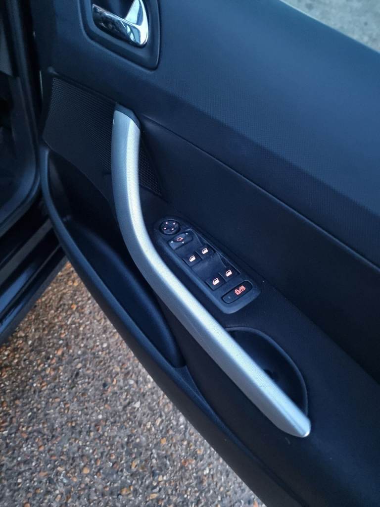 Peugeot, 308, Hatchback, 2008, Manual, 1598 (cc), 5 doors