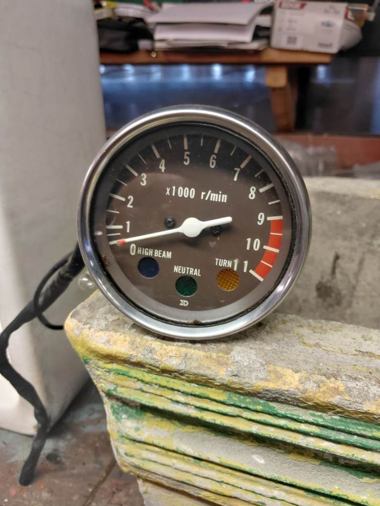 Tachometer