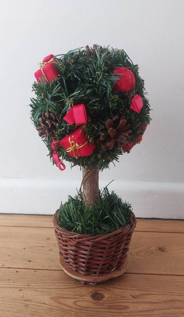 Table Top Christmas Tree. 29cm high. 