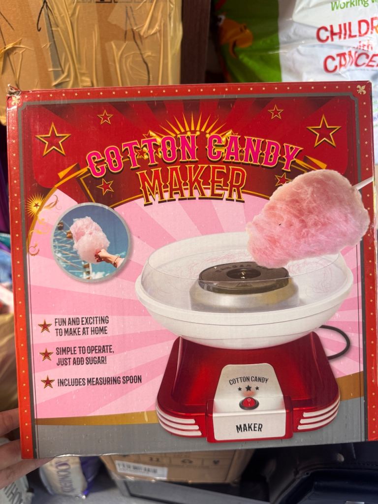 Cotton candy maker 