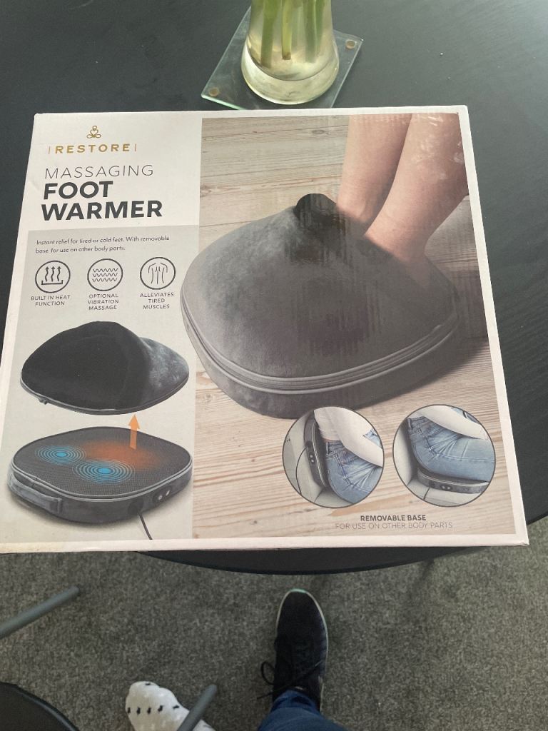 Massage foot warmer