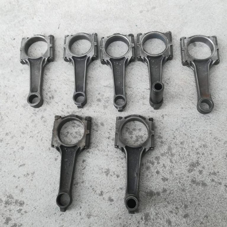 Connecting rods for Citroen SM