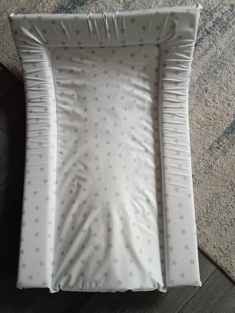 Baby Changing Mat with Star Pattern – Good Condition