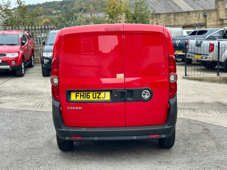 2016 Vauxhall Combo 2300 1.6 CDTI 16V H1 Van Tecshift PANEL VAN Diesel Manual