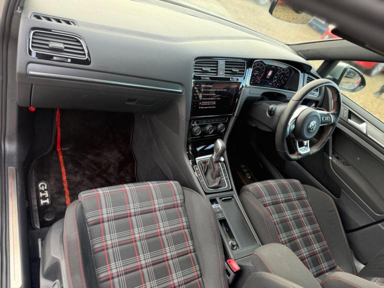  Volkswagen Golf 2.0 TSI GTI DSG Euro 6 (s/s) 5dr Petrol Automatic