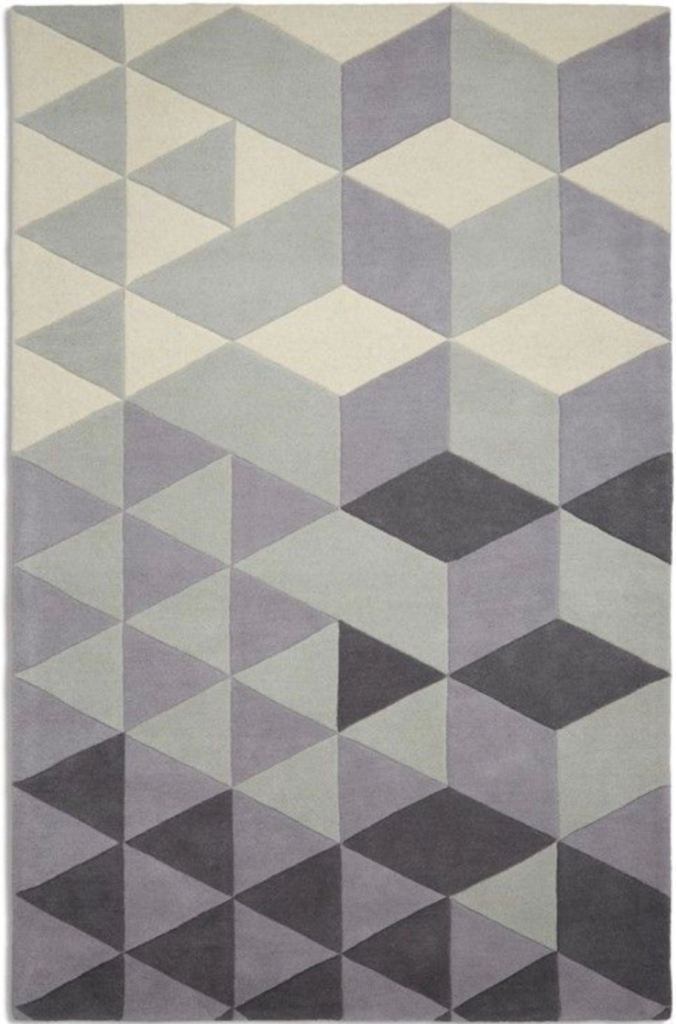 Brand new diamond shaped cluster rug size 120 cm x 170 cm. 