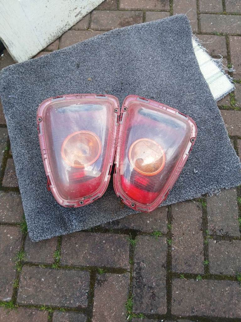 Mini cooper rear light without brackets 