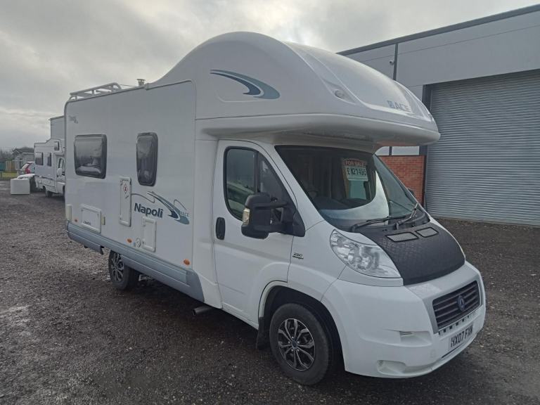 ACE NAPOLI 4 BERTH END LOUNGE 07