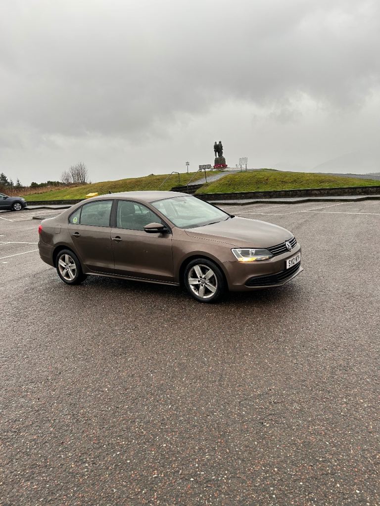 Volkswagen, JETTA, Saloon, 2012, Semi-Auto, 1968 (cc), 4 doors