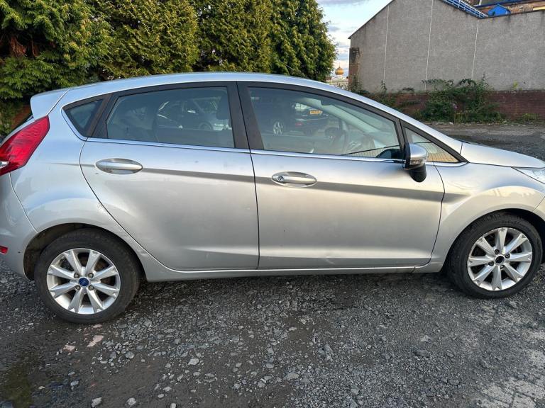 Ford, FIESTA, Hatchback, 2011, Manual, 1242 (cc), 5 doors