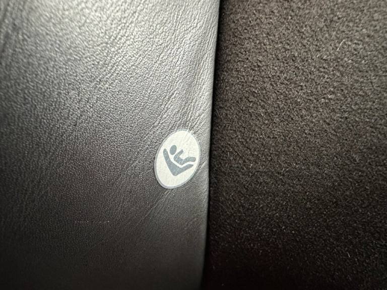 2016 Volvo V40 2.0 D2 R-Design Nav Hatchback 5dr Diesel Manual Euro 6 (s/s) (120 ps) Hatchback Di...