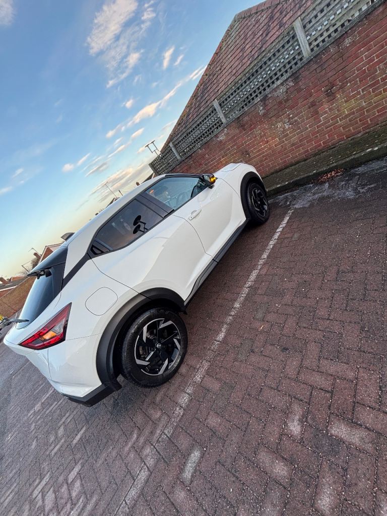 Nissan, JUKE, Hatchback, 2023, Manual, 999 (cc), 5 doors