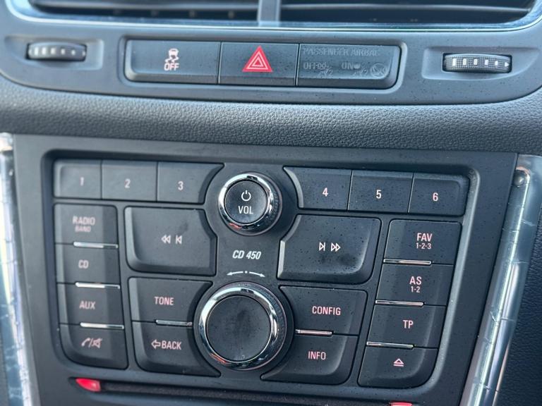 2014 Vauxhall Mokka 1.4T SE 5dr 4WD HATCHBACK PETROL Manual