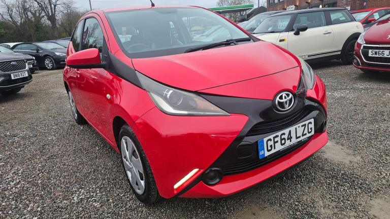 2014 Toyota AYGO 1.0 VVT-i x-play Euro 5 5dr Euro 5 HATCHBACK Petrol Manual