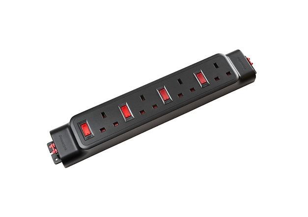 Brand new Sourcetec power link 3 Meter extension lead 4 way plug for Home Office Travel