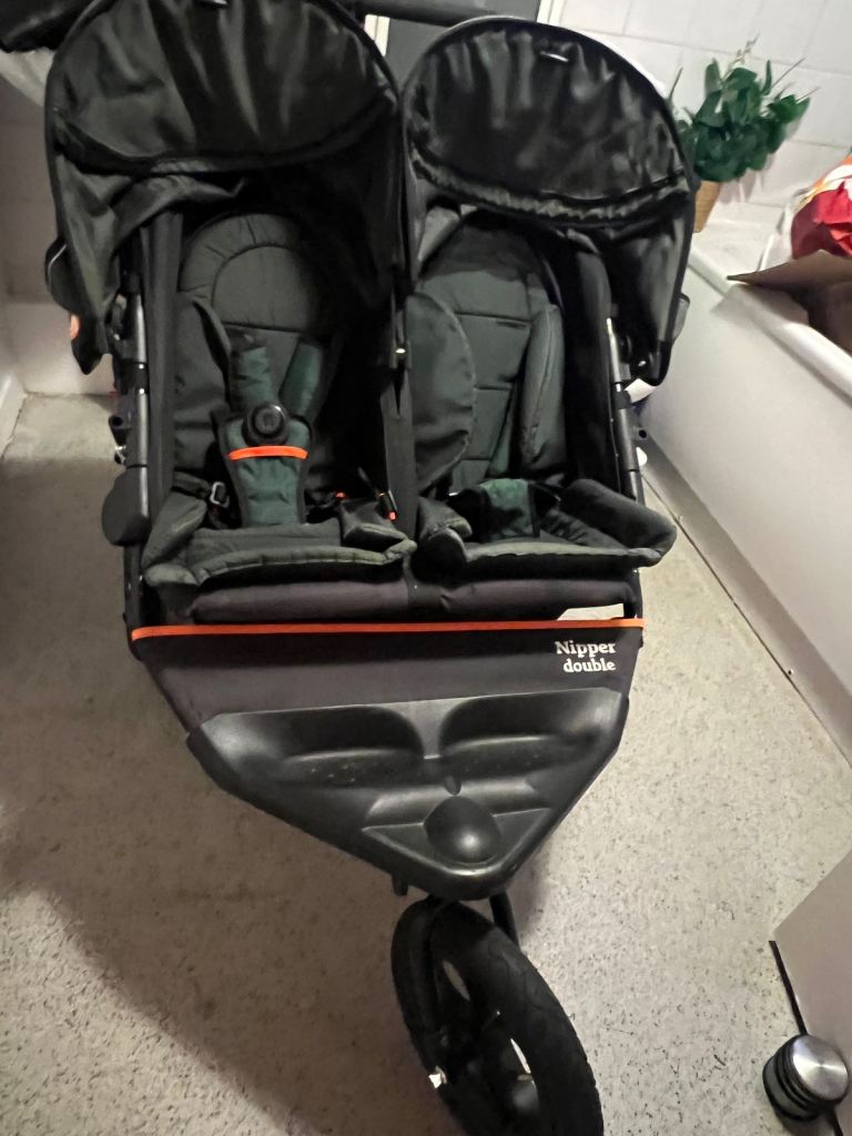 Outnabout nipper v5 in sycamore green happy to post 