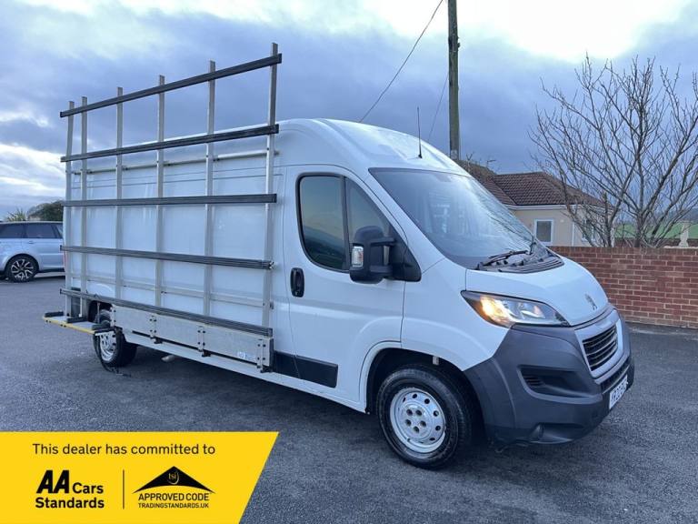 image for 2020 Peugeot Boxer 2.2 BlueHDi H2 Professional Van 140ps PANEL VAN DIESEL Manual